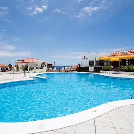 El Beril Ocean Front * 아데제